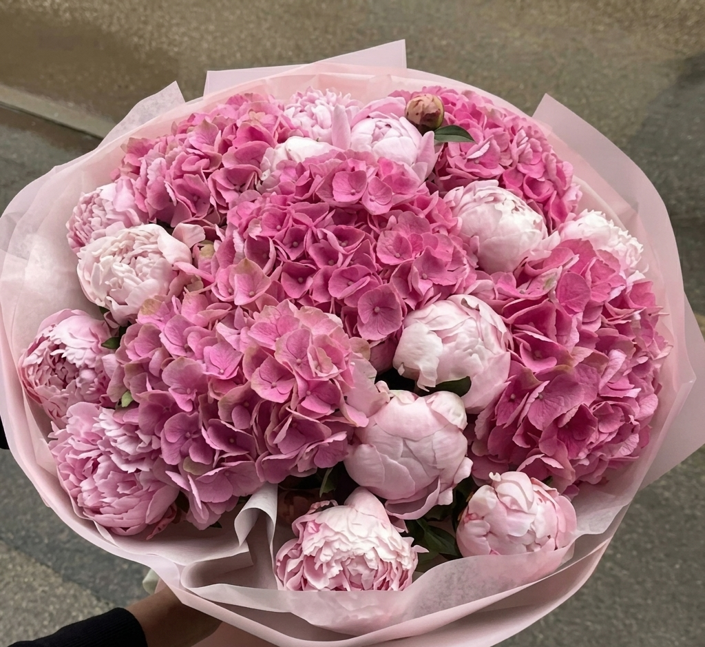 Bouquet of Peonies and Hydrangeas